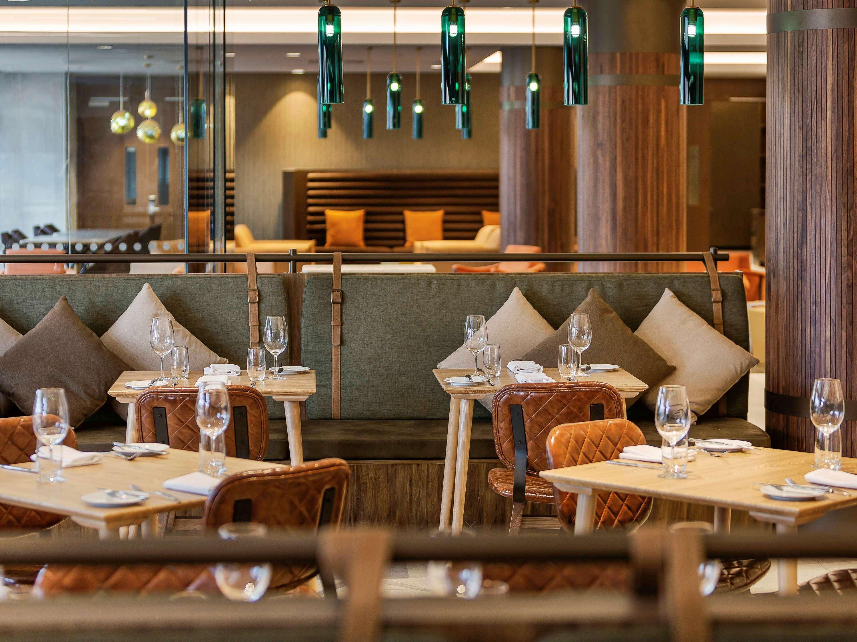 พูลแมน โรโตรัว Hotel ภายนอก รูปภาพ The restaurant