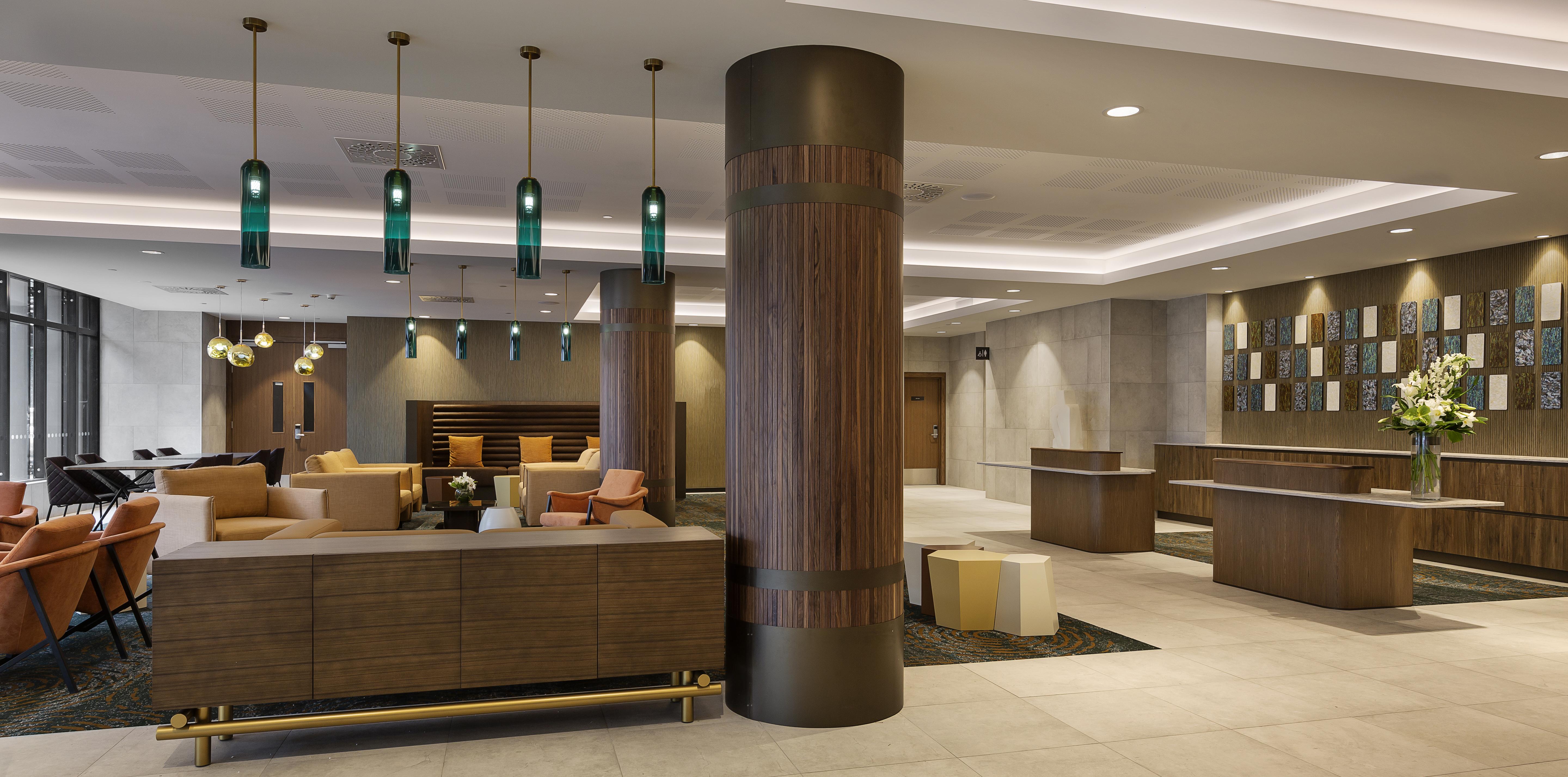 พูลแมน โรโตรัว Hotel ภายนอก รูปภาพ The lobby of the hotel