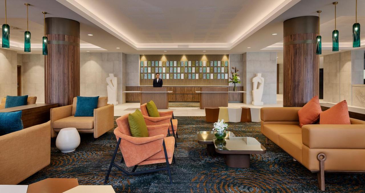 พูลแมน โรโตรัว Hotel ภายนอก รูปภาพ The lobby of the hotel