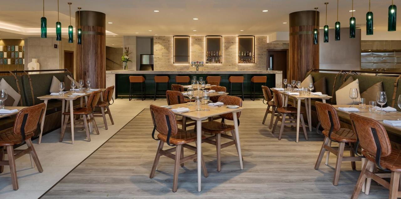 พูลแมน โรโตรัว Hotel ภายนอก รูปภาพ The restaurant at The Mitre