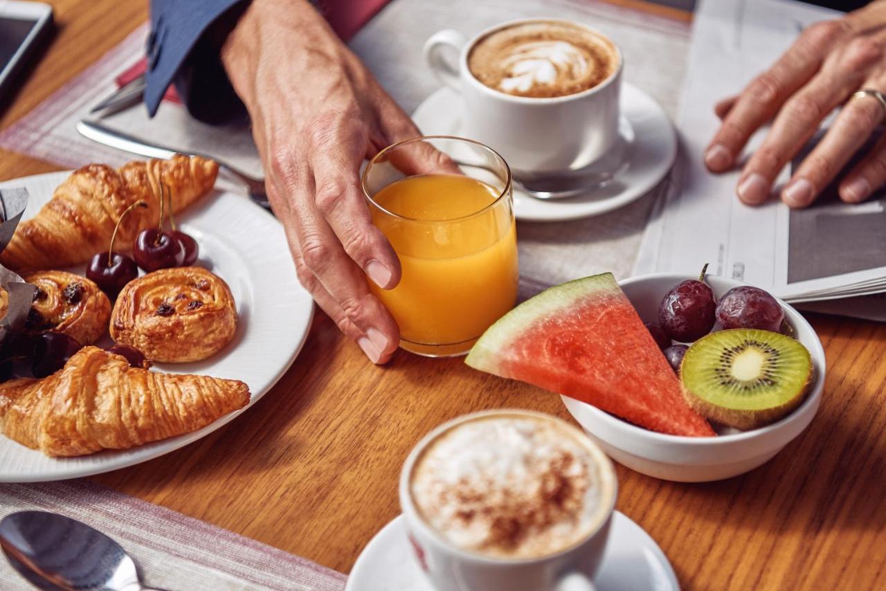 พูลแมน โรโตรัว Hotel ภายนอก รูปภาพ A continental breakfast