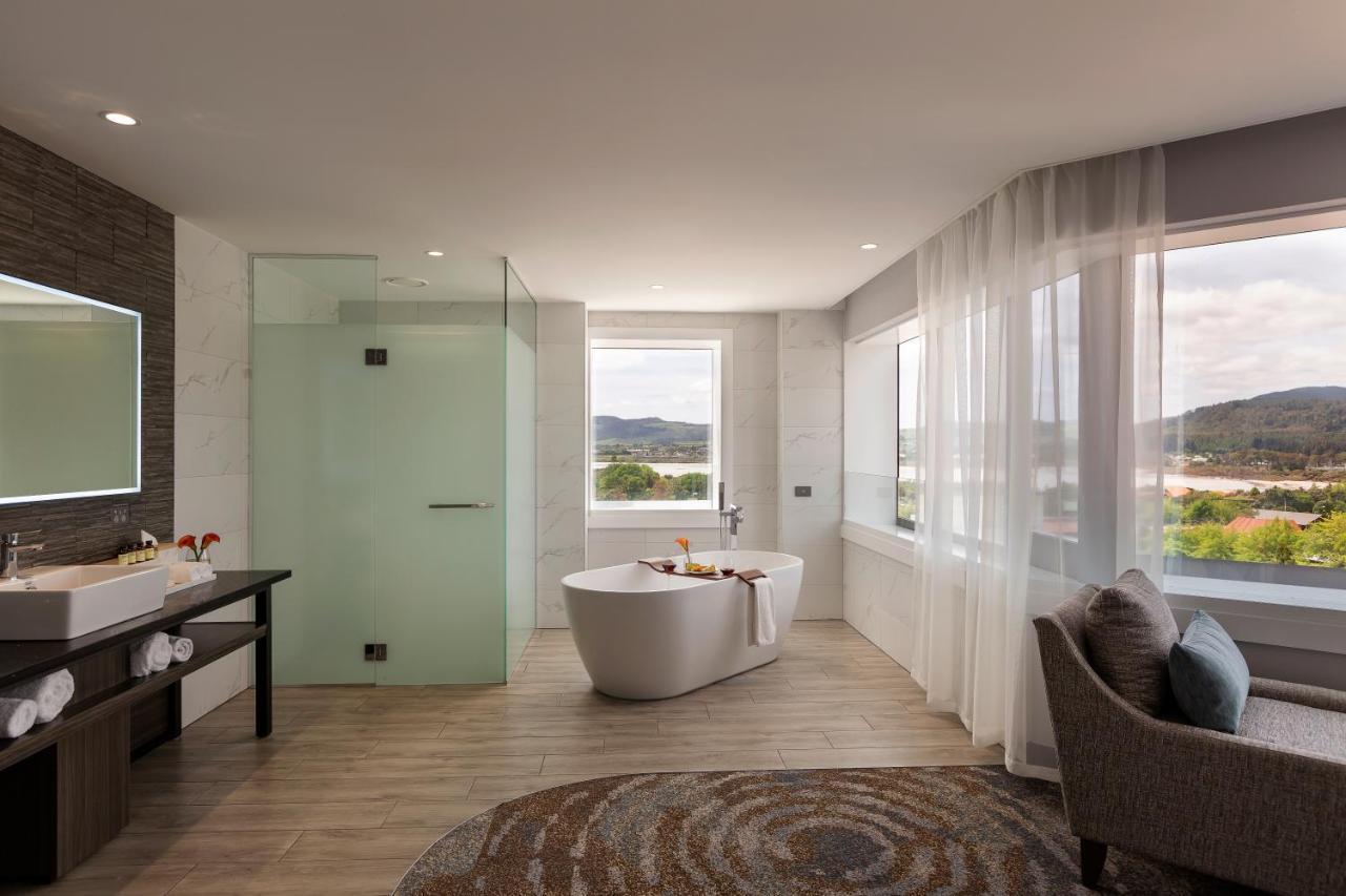 พูลแมน โรโตรัว Hotel ภายนอก รูปภาพ Bathroom